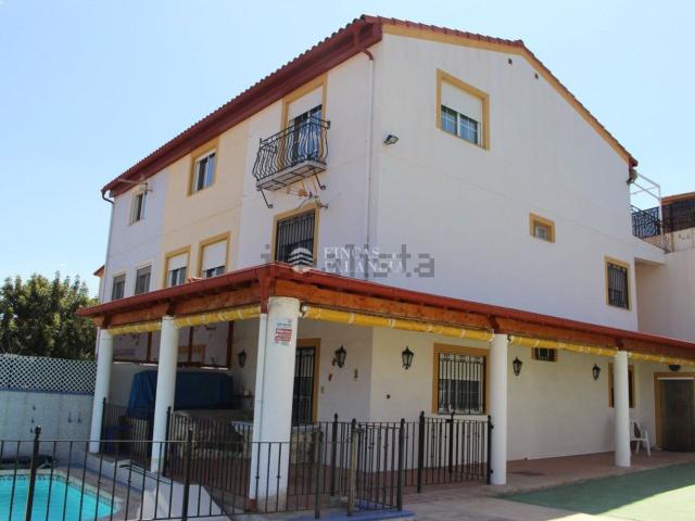 Chalet, Soneja