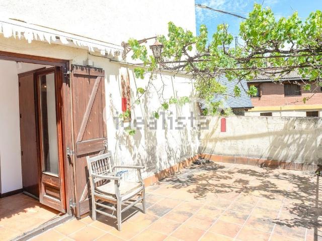 Chalet, Sort