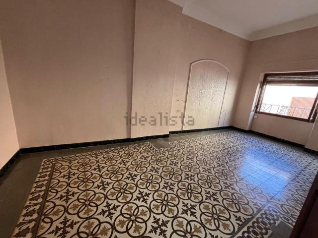 Chalet, Sax