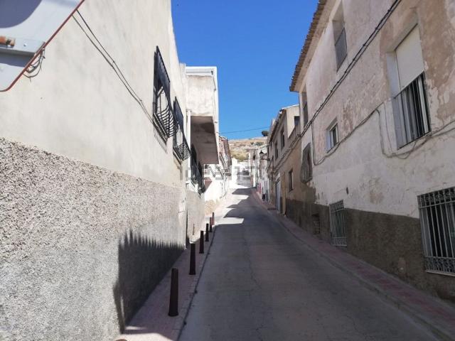 Chalet, Sax