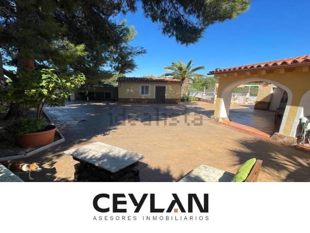 Chalet, Sax