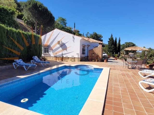 Chalet, Sayalonga