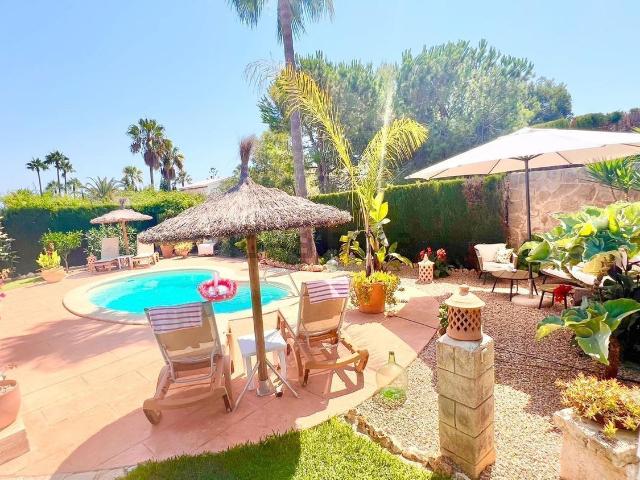Chalet, Sa Coma