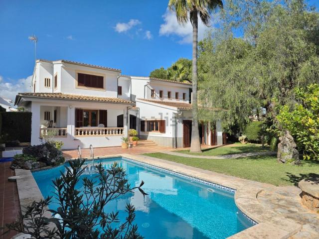 Chalet, Sa Coma