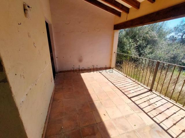 Chalet, Sagra