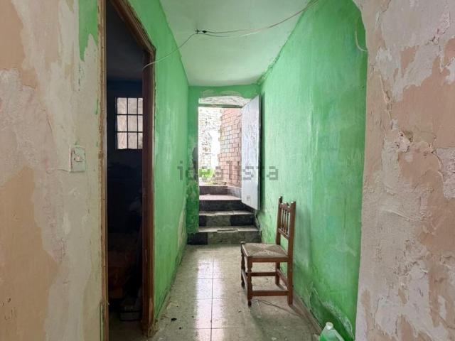 Chalet, Salar