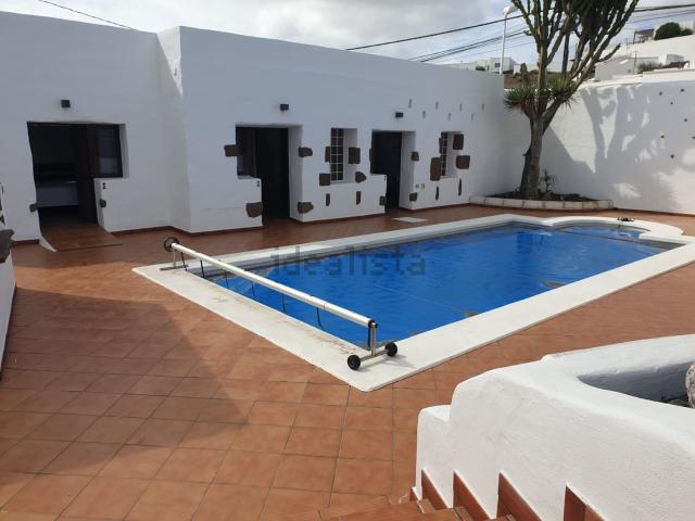 Chalet, San Bartolomé