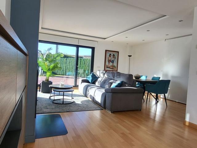 Chalet, San Julián Bº de Cortes, Burgos