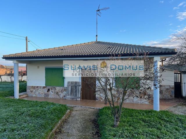 Chalet, San Pedro de la Nave Almendra
