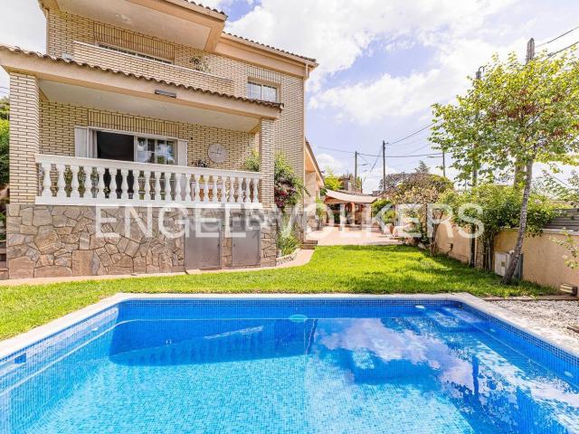 Chalet, Sant Vicenç Dels Horts