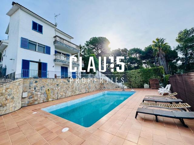 Chalet, Sant Cebrià de Vallalta