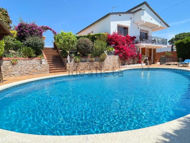 Chalet, Sant Cebrià de Vallalta