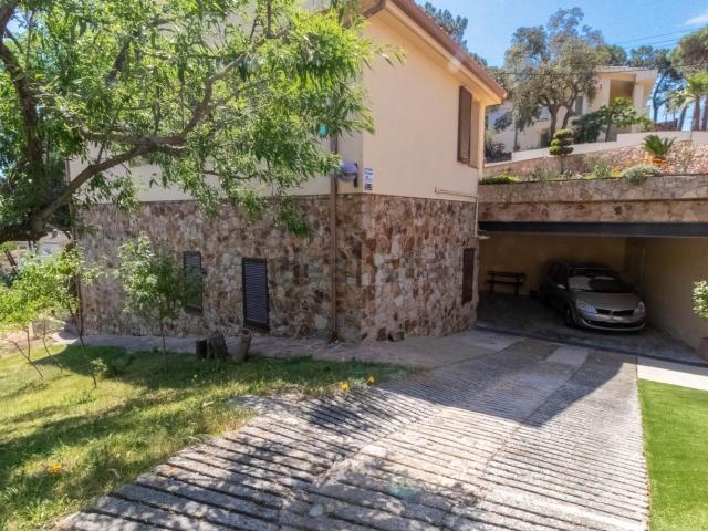 Chalet, Sant Cebrià de Vallalta