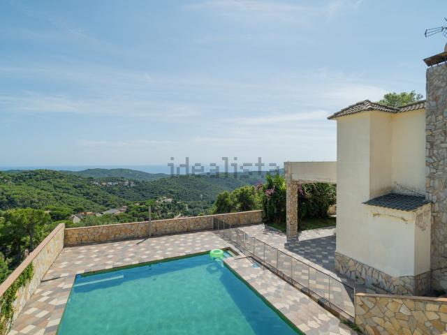Chalet, Sant Cebrià de Vallalta