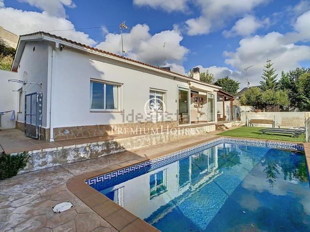 Chalet, Sant Cebrià de Vallalta