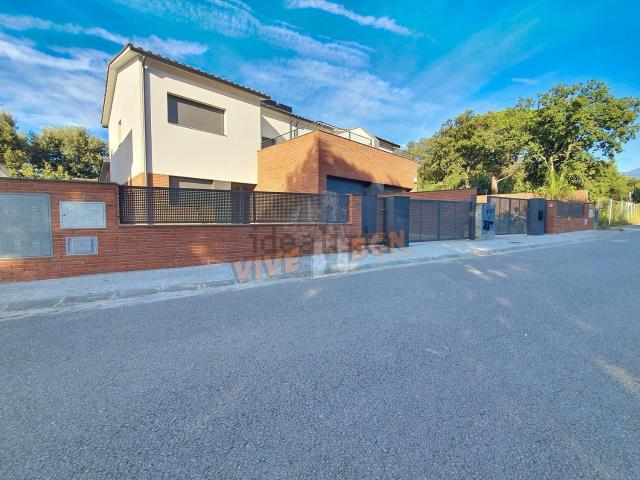 Chalet, Sant esteve de Palautordera