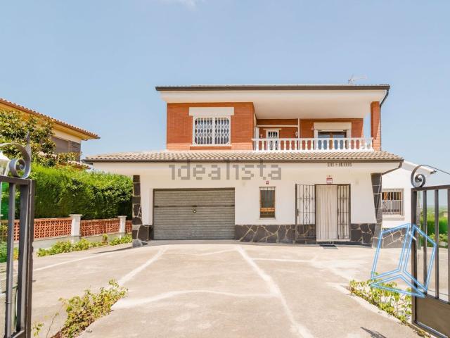 Chalet, Sant esteve Sesrovires