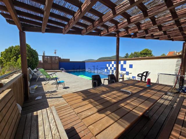 Chalet, Sant Feliu de Codines