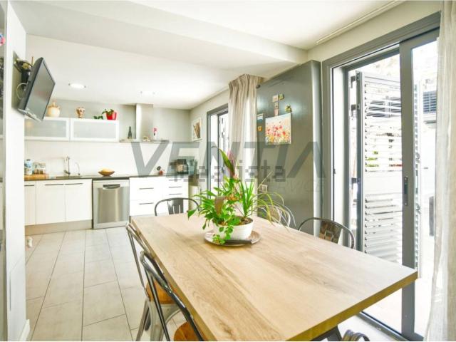 Chalet, Sant Feliu de Codines