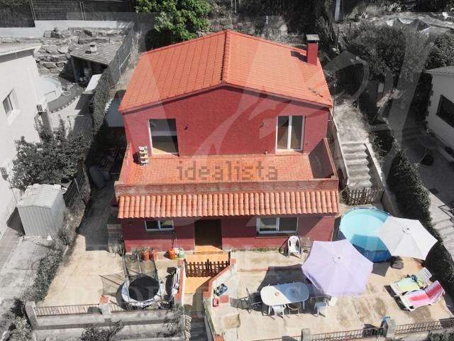 Chalet, Sant Feliu de Codines