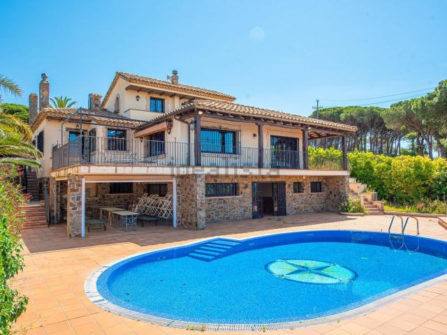 Chalet, Sant Feliu de Guíxols