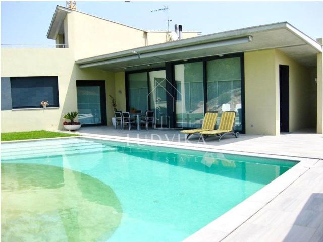 Chalet, Sant Feliu de Guíxols