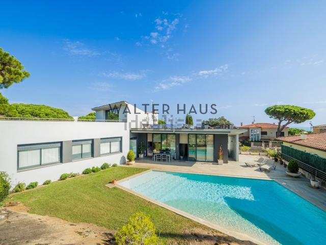Chalet, Sant Feliu de Guíxols