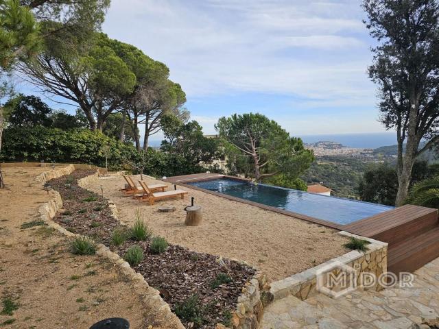 Chalet, Sant Feliu de Guíxols