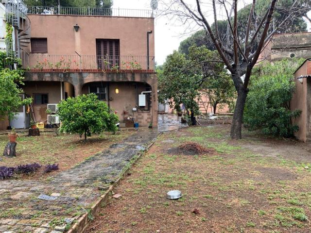 Chalet, Sant Feliu de Llobregat