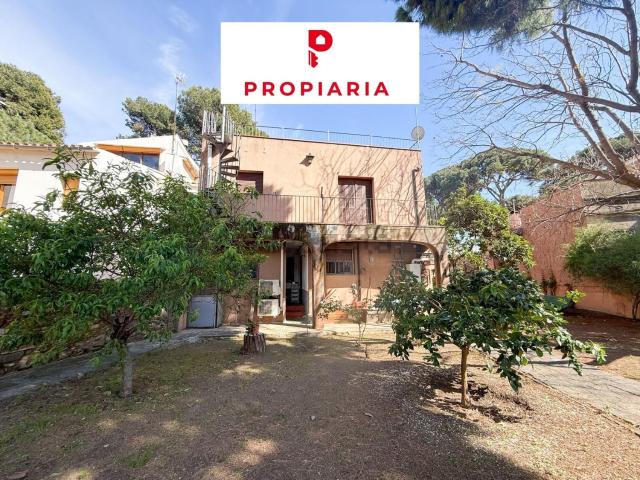 Chalet, Sant Feliu de Llobregat