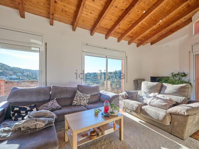 Chalet, Sant Fost de Campsentelles