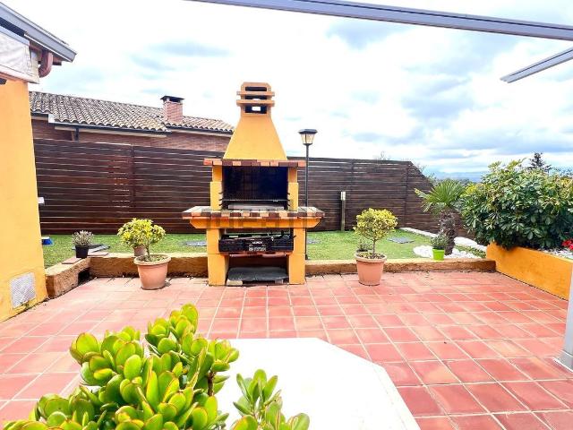 Chalet, Sant Fost de Campsentelles