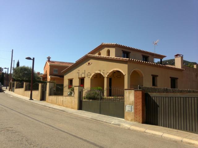 Chalet, Sant Fost de Campsentelles