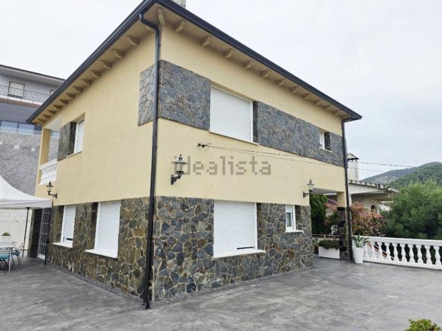 Chalet, Sant Fost de Campsentelles