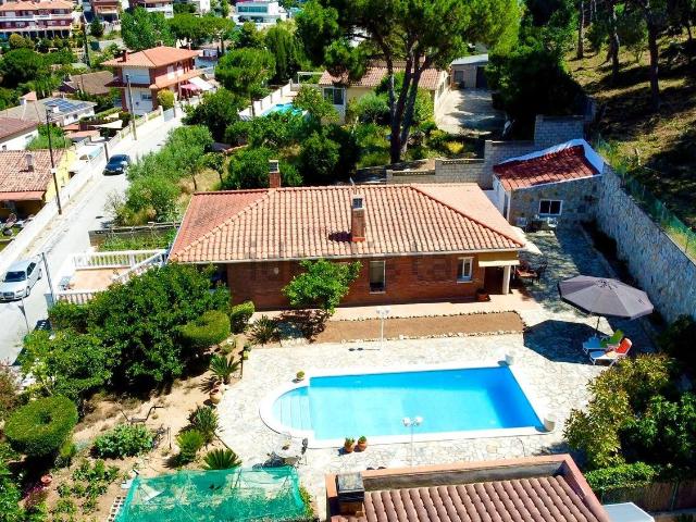 Chalet, Sant Fost de Campsentelles