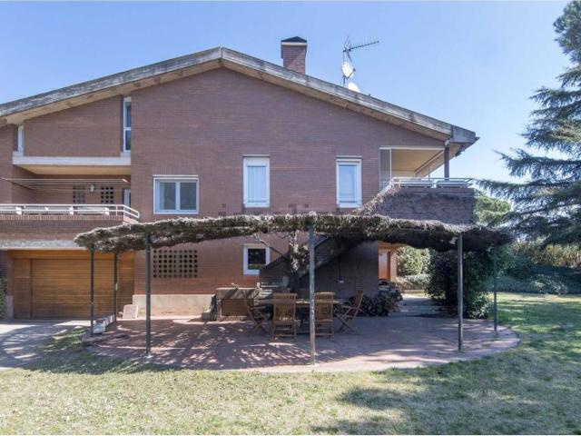 Chalet, Sant Fruitós de Bages