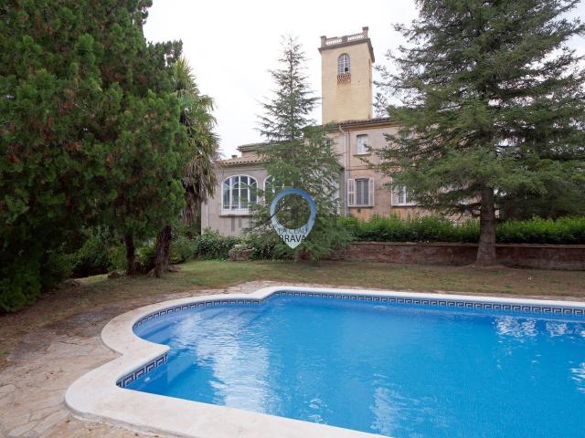 Chalet, Sant Fruitós de Bages