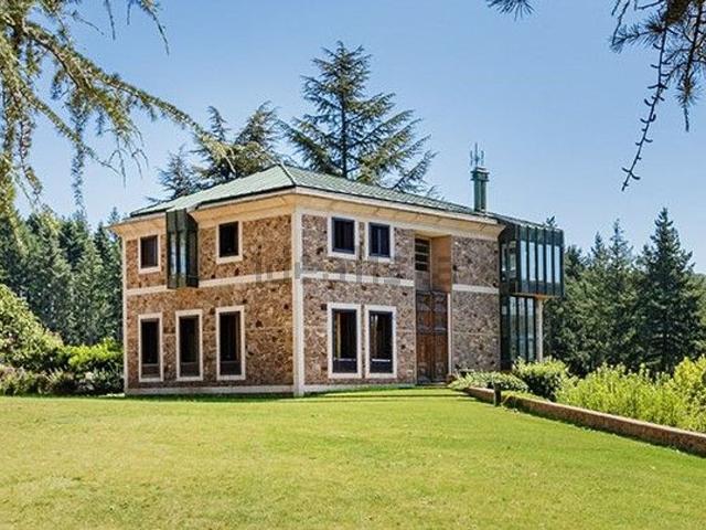 Chalet, Sant Hilari Sacalm