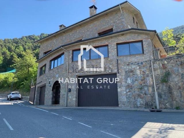 Chalet, Sant Julia de Loria