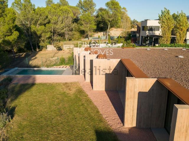 Chalet, Sant Julià de Ramis