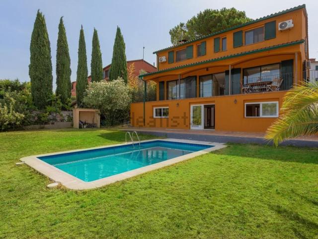 Chalet, Sant Julià de Ramis