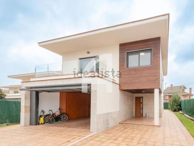Chalet, Sant Julià de Ramis