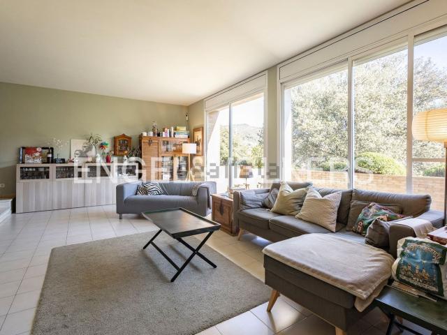 Chalet, Sant Just Desvern