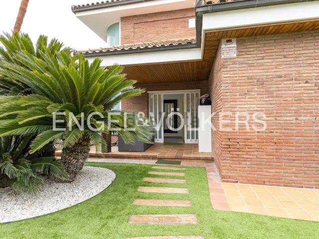 Chalet, Sant Just Desvern
