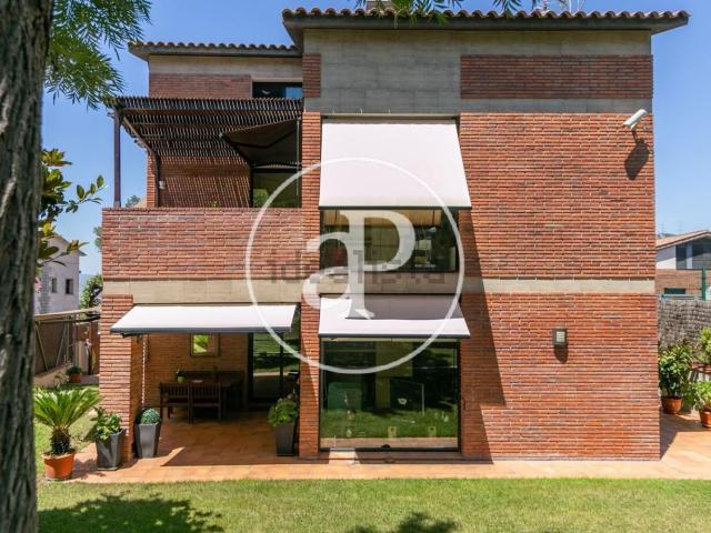 Chalet, Sant Just Desvern