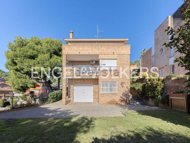 Chalet, Sant Just Desvern