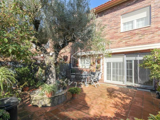 Chalet, Sant Llorenç d&apos Hortons