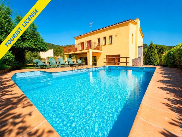 Chalet, Sant Llorenç de la Muga