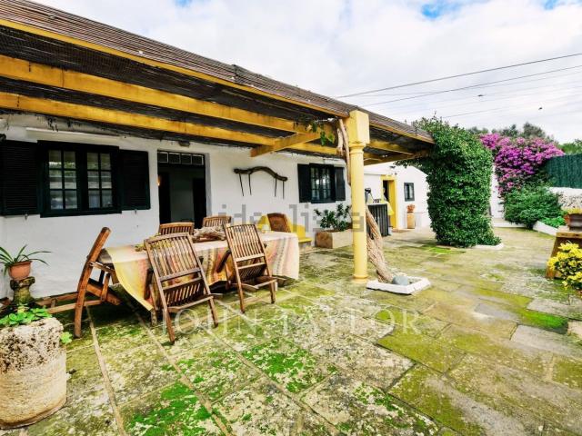 Chalet, Sant Lluis