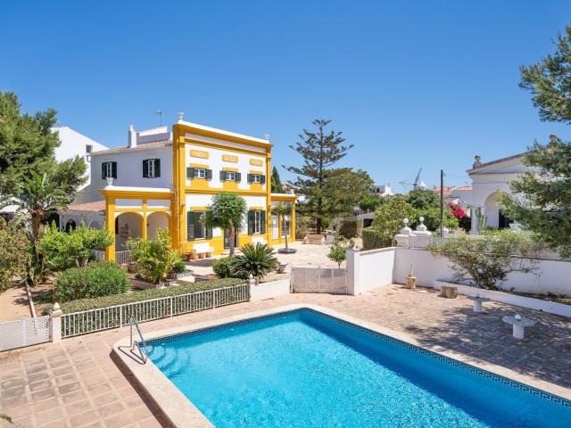 Chalet, Sant Lluis